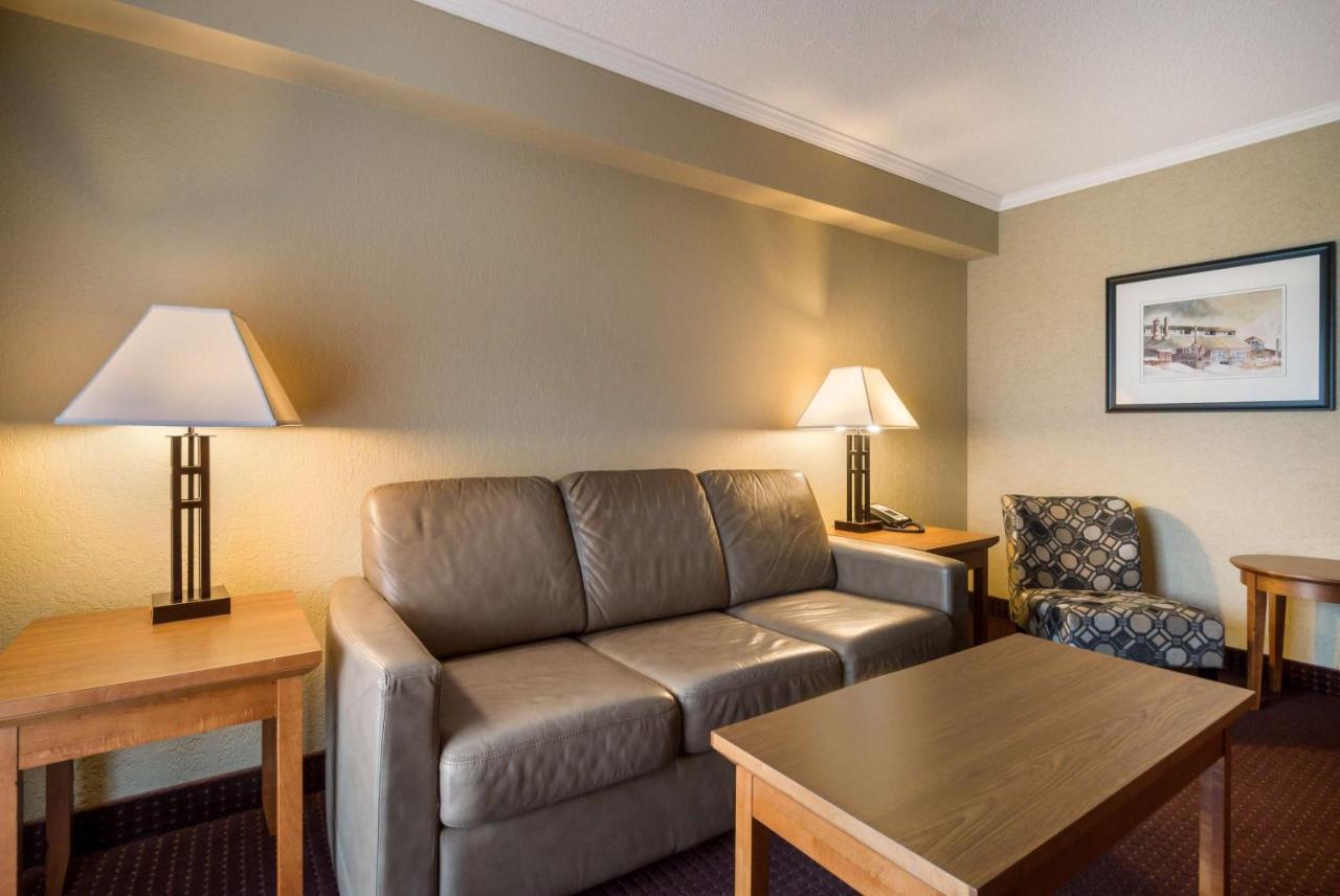 Best Western Plus Norwester Hotel & Conference Centre Thunder Bay Bagian luar foto