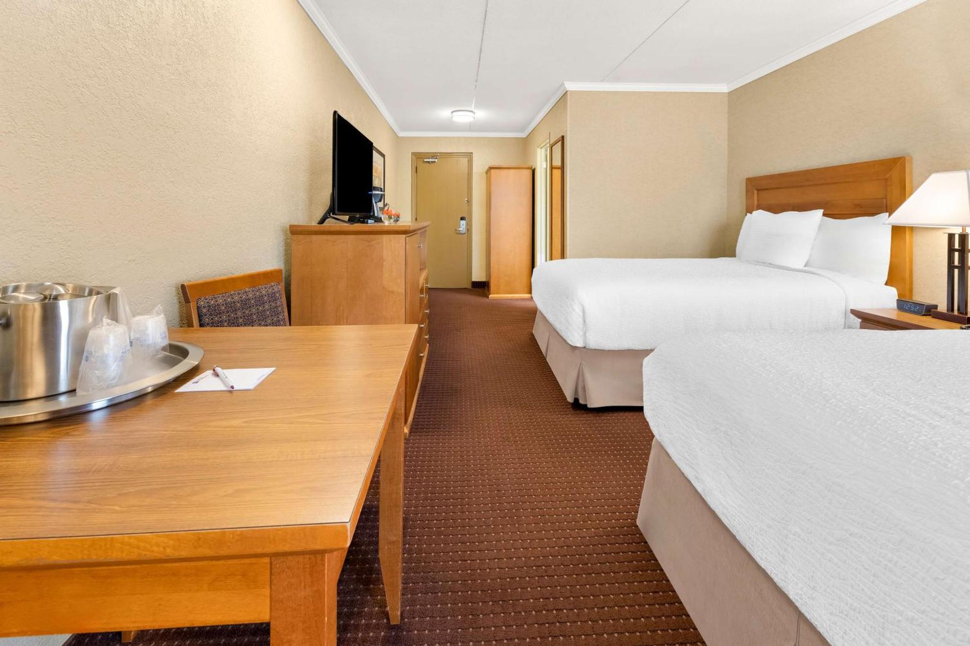 Best Western Plus Norwester Hotel & Conference Centre Thunder Bay Bagian luar foto