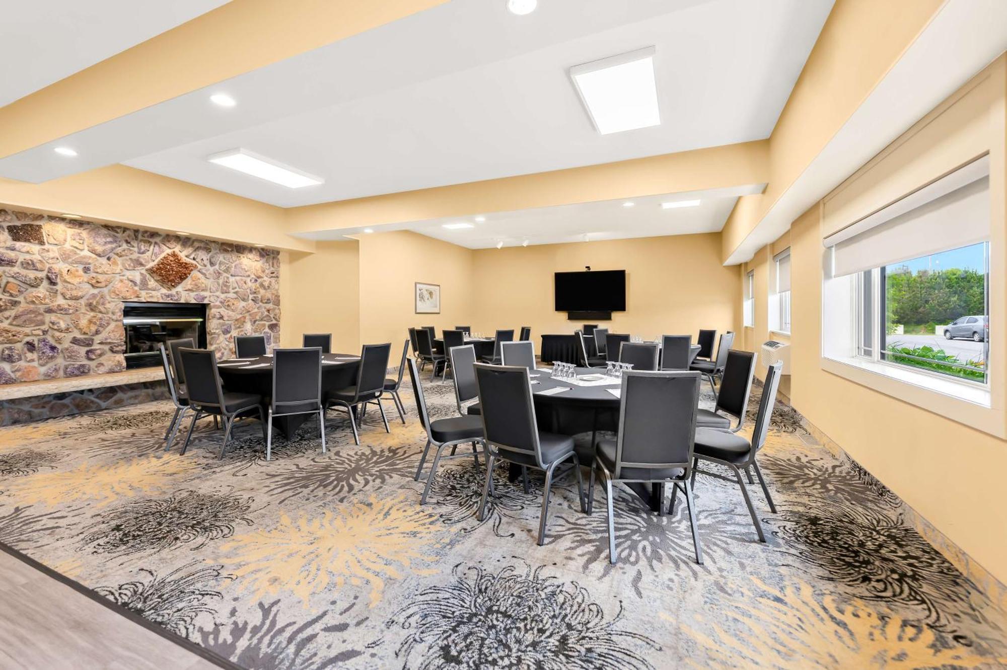 Best Western Plus Norwester Hotel & Conference Centre Thunder Bay Bagian luar foto