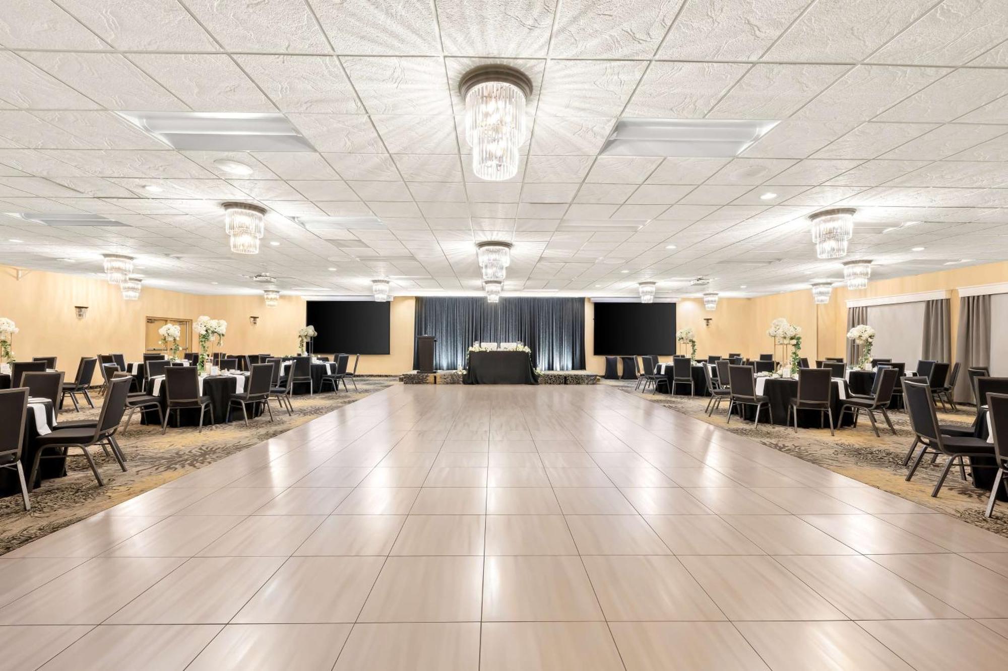 Best Western Plus Norwester Hotel & Conference Centre Thunder Bay Bagian luar foto