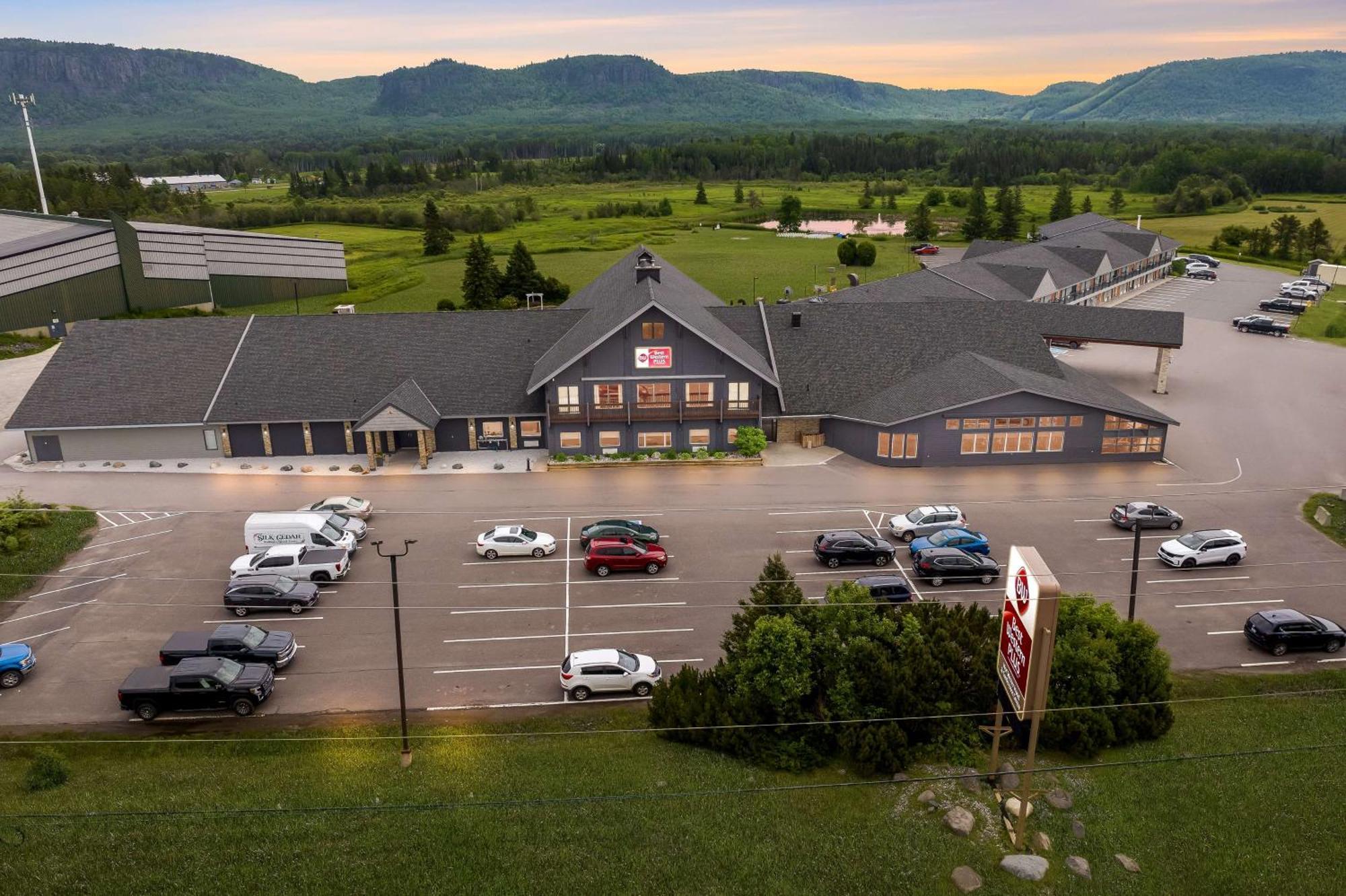 Best Western Plus Norwester Hotel & Conference Centre Thunder Bay Bagian luar foto